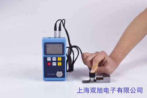 �����ͳ����y��x